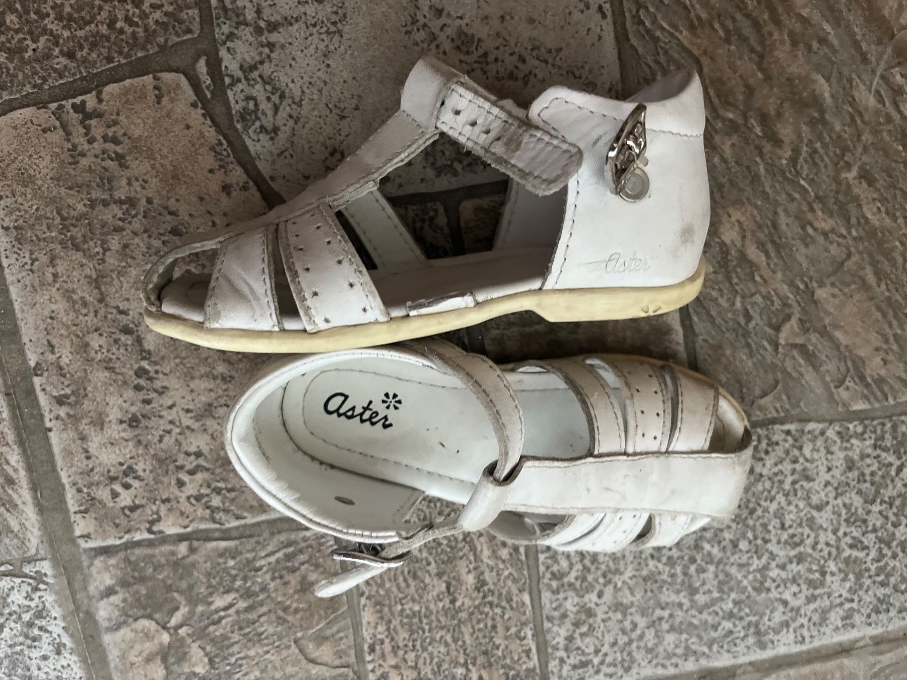Scarpe per ragazzi: 23_Aster_echte weiche Leder – Usato da Versegeres venduto da kista 1