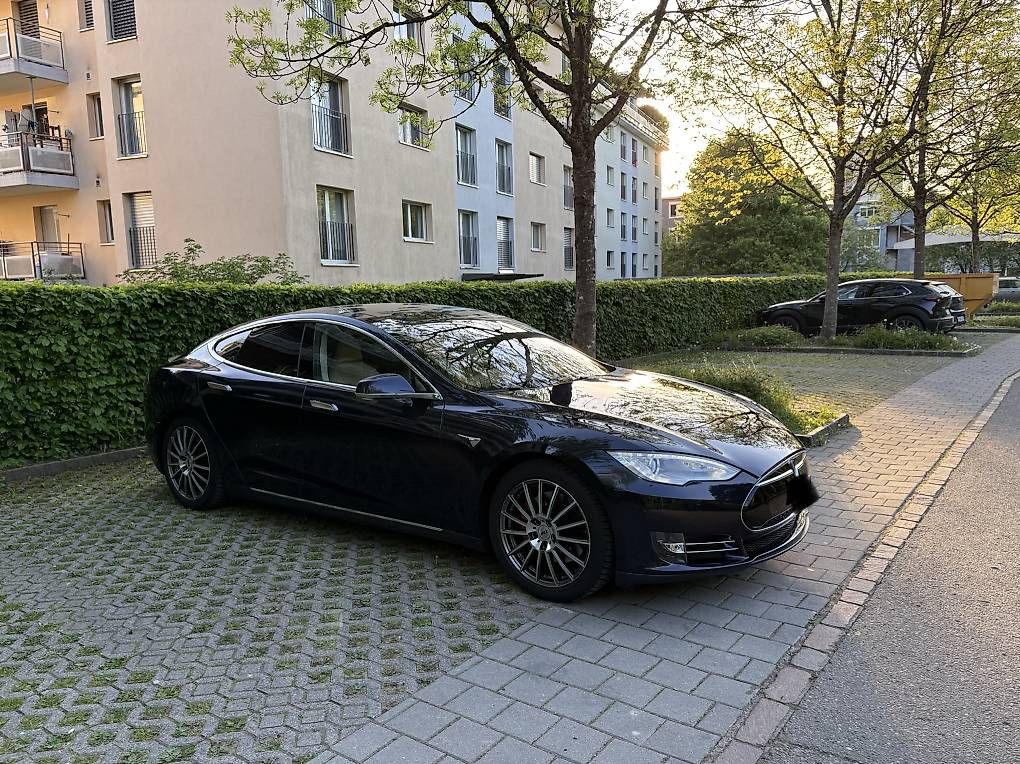 Automobili:  Tesla Model S P85  Free Supercharging  – Usato da Zürich venduto da rafa014 1