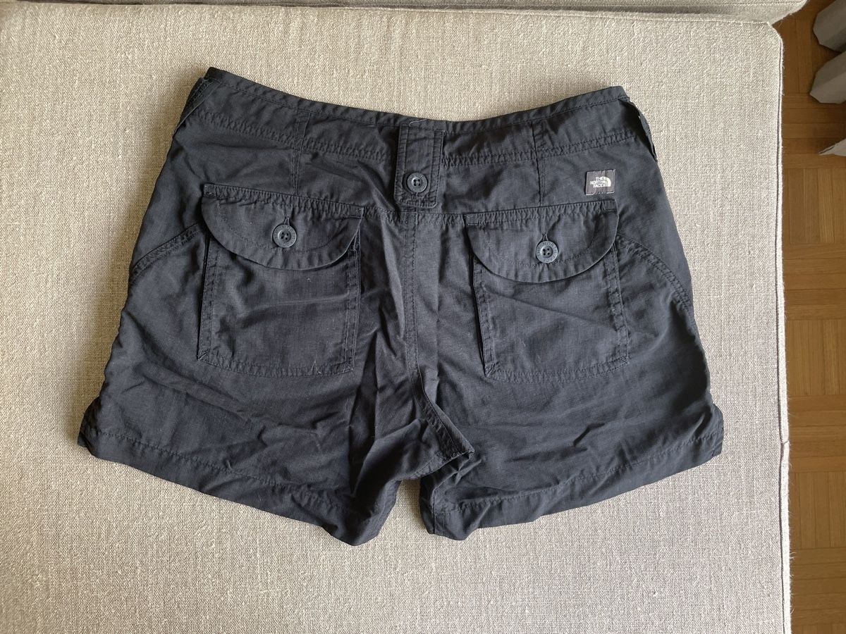 North Face Pantaloni: Shorts Damen North Face Gr. S – Usato da Zürich venduto da Nhpp 2