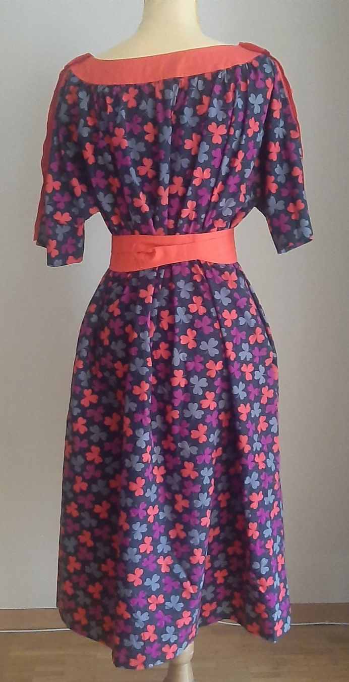 Celine Vestiti: Rare robe Celine vintage – Usato da Chêne-Bourg venduto da chsandra34 3
