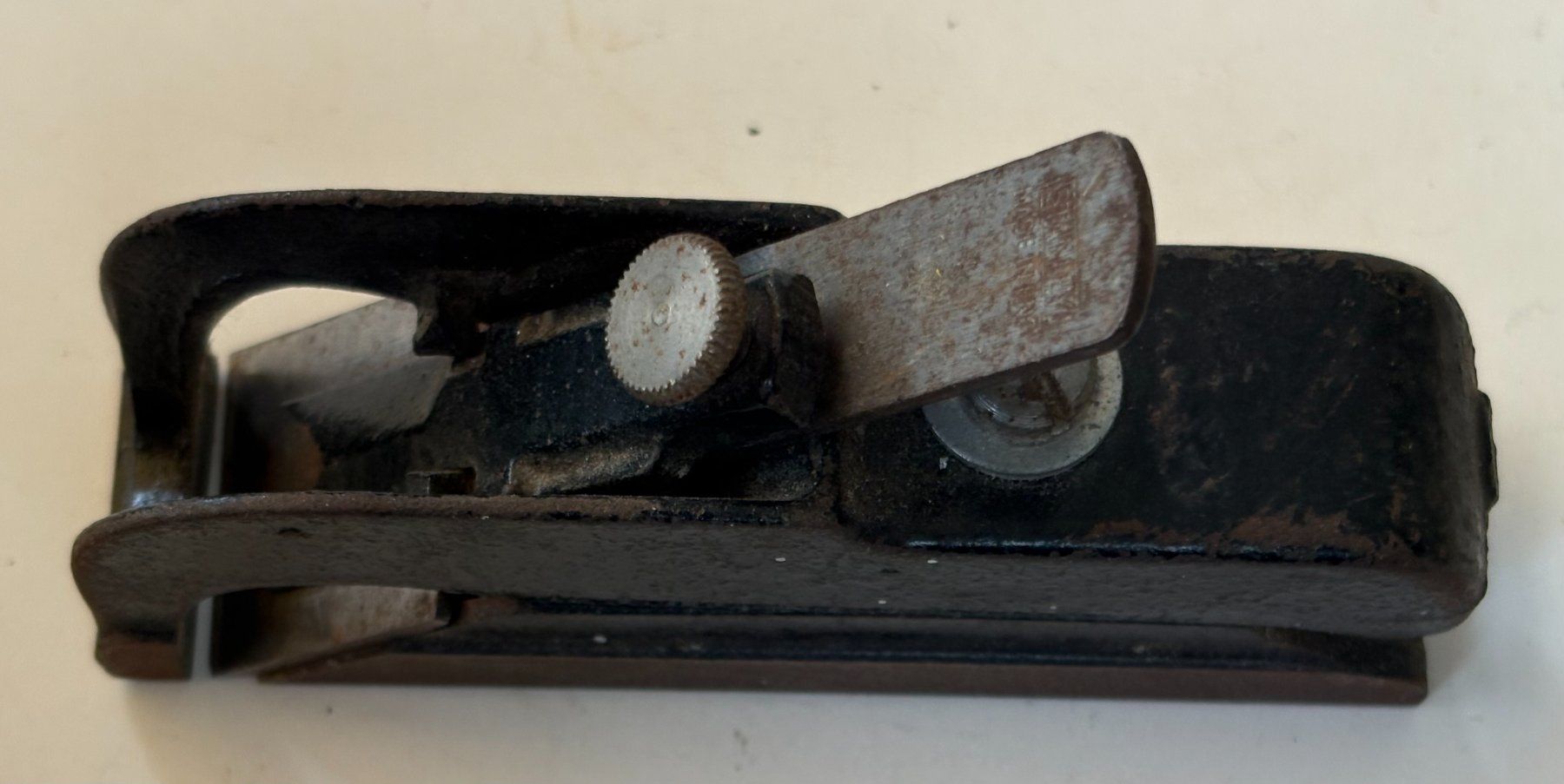Tutti gli attrezzi: VINTAGE METALL HOBEL – Usato da Ostermundigen venduto da wini63 4