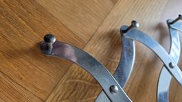 Metalkleiderhacken für oben an die Türe. 6 Hacken