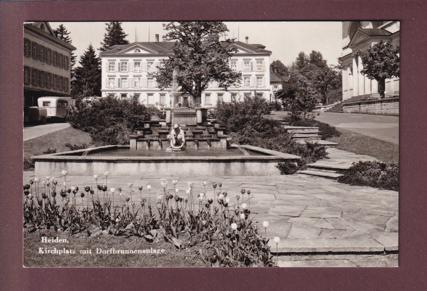 Cartoline postali: HEIDEN - Kirchplatz - Dorfbrunnen – Usato da Pully venduto da nicecards