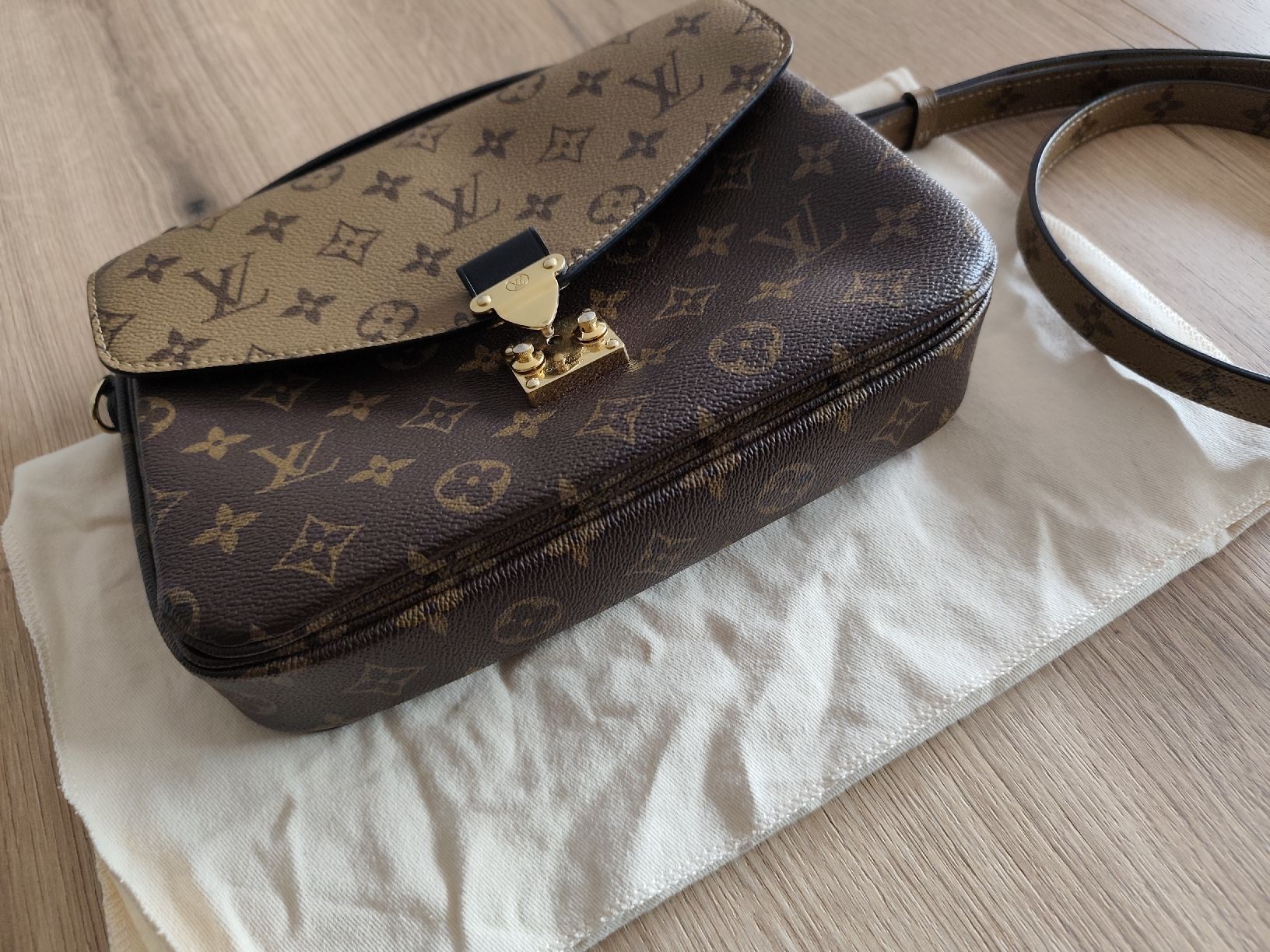 Louis Vuitton Borse da donna: Louis Vuitton Pochette Métis Reverse – Nuovo (secondo la descrizione) da Martigny venduto da Seuph-g23 4