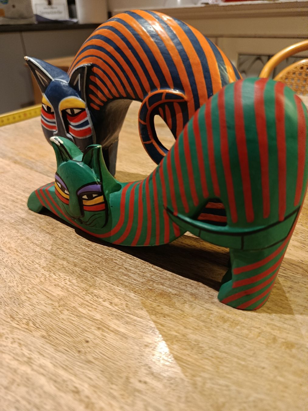 Statuette: Vintage Laurel Burch Style Katzen – Usato da Wattwil venduto da sunicheyenne 2