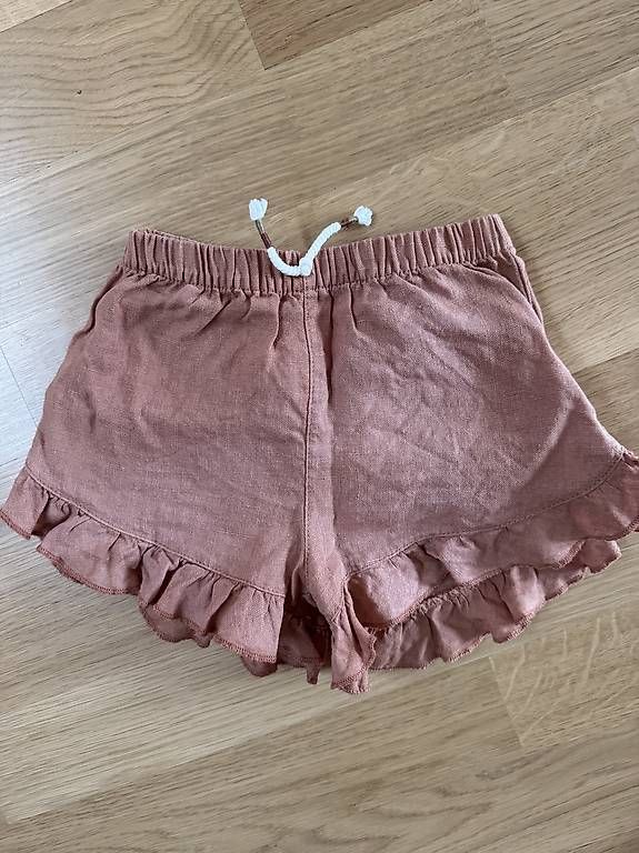 Hosen: Play up shorts aus Leinen – Gebraucht aus Zürich von LovieDovie