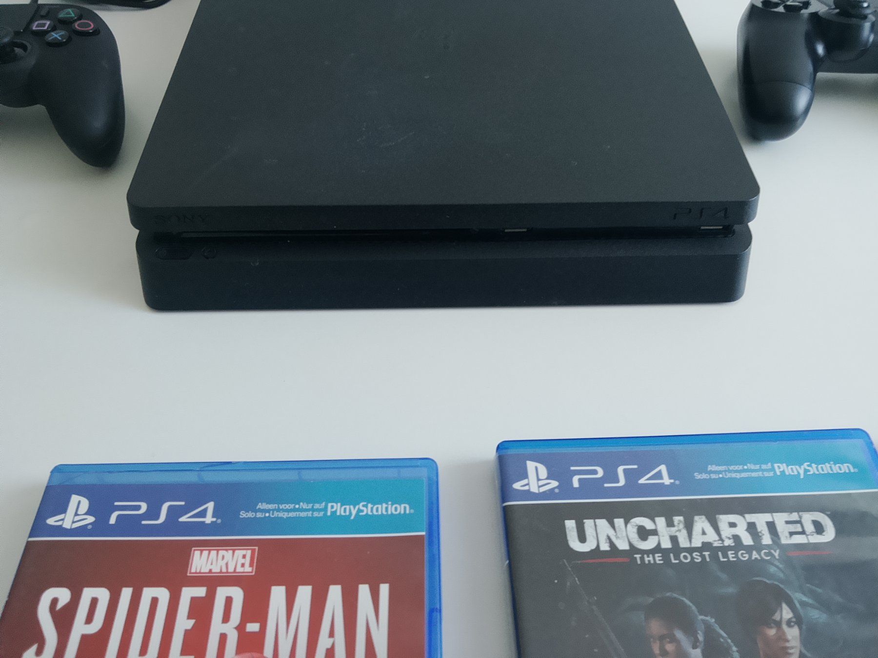 Sony Consoles: PS 4 mit Games und Controller – Neuf (Voir description) à Niederbipp par DeeJayEroo 4