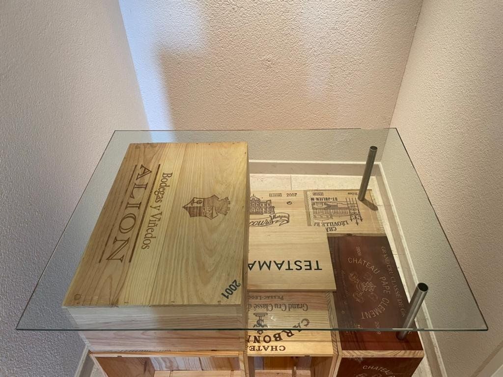 Kommoden: Wein Degustationstisch/ Bar Vintage style – Gebraucht aus Wollerau von phimasado
