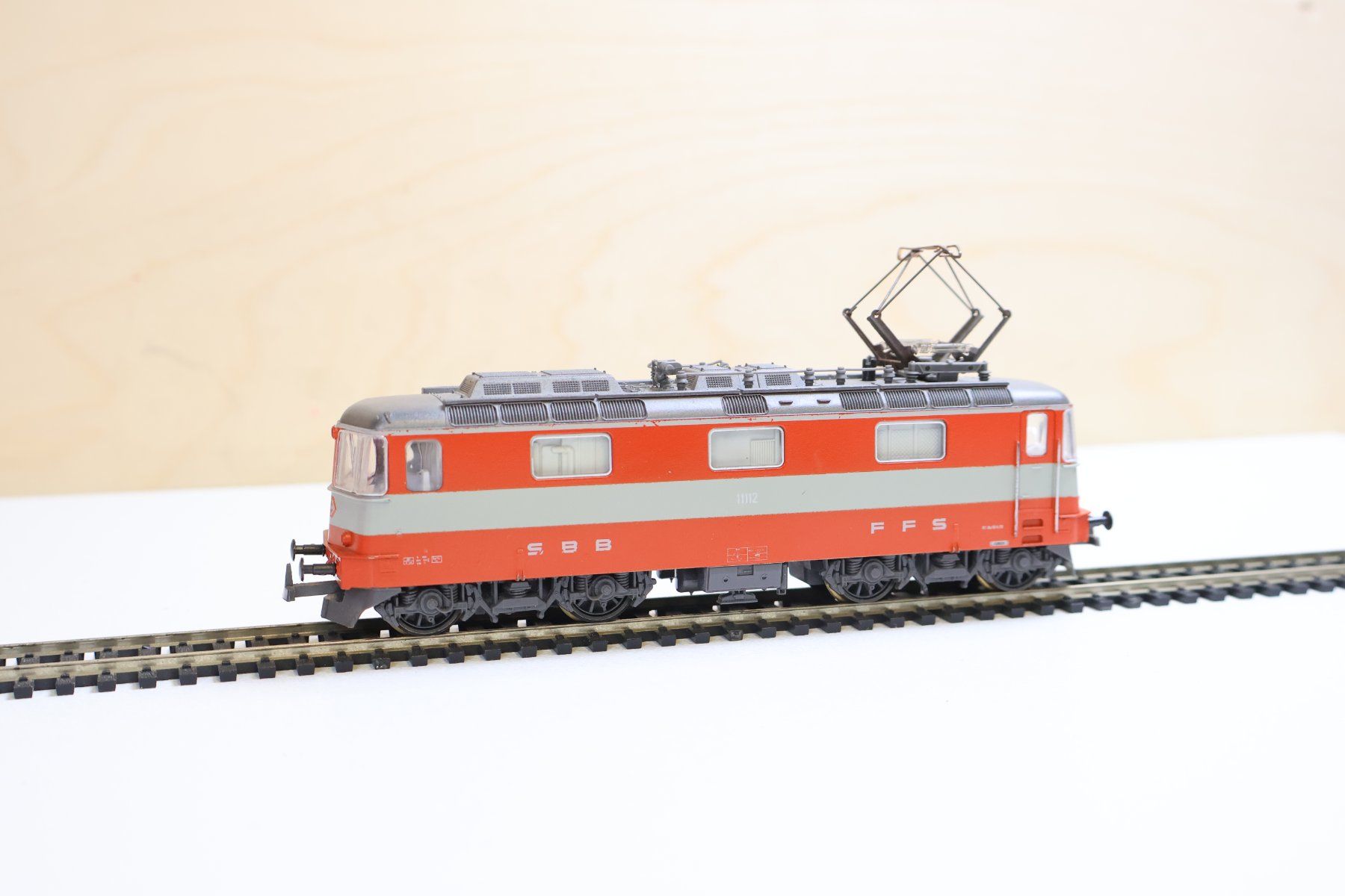 Lima Modellini di ferrovie: Lima SBB Re 4/4 E-Lok - Digital "Swiss-Express" - H0 DC – Usato da Winterthur venduto da Monstera 6