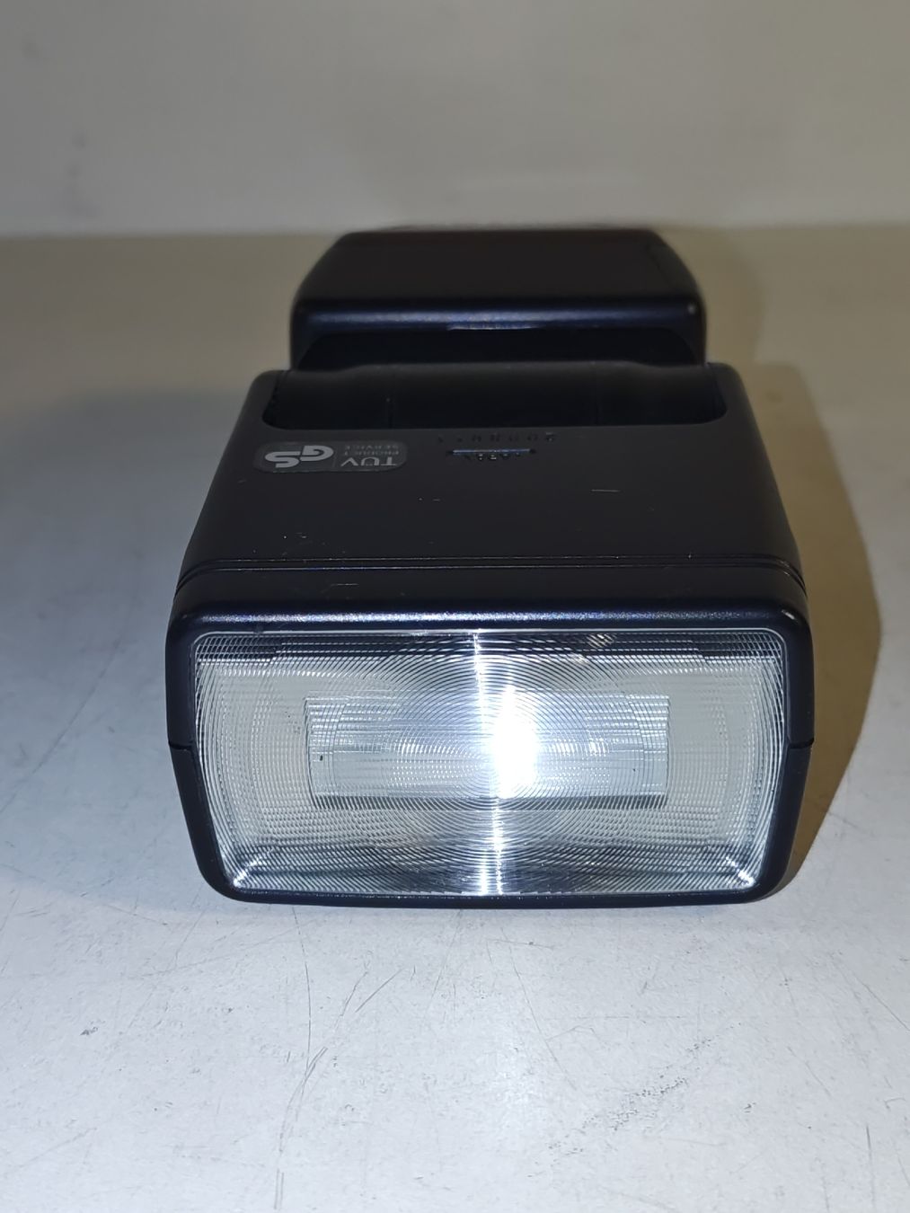 Minolta Flash: Blitzgerät von Minolta Program 5200i. (nov519) – Usato da Künten venduto da Schnaepplihuus 1