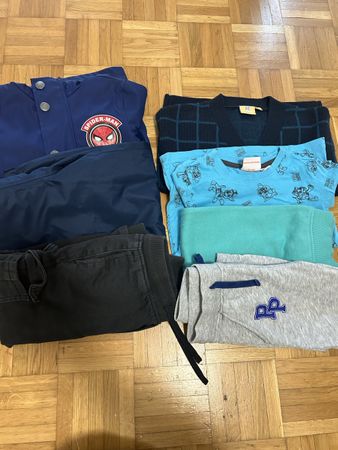 Kinderkleiderpaket in Gr.98/104 sehr guter Zustand