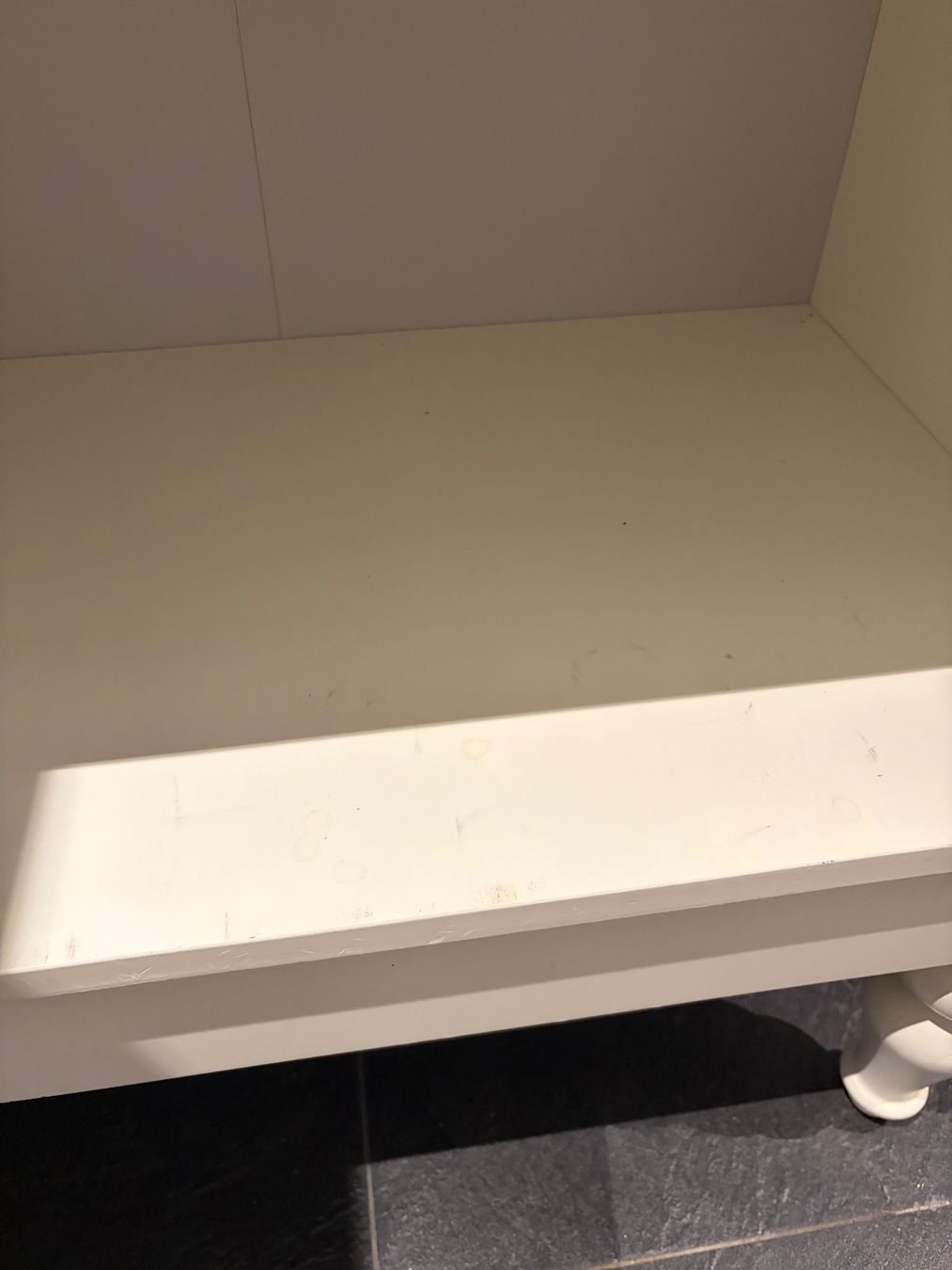 Ikea Armadi: Kleiner IKEA Schrank-Kommode weiss – Usato da Olten venduto da woofbee 3