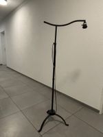 Stehlampe Ikea USA, funktioniert mit 240V Birne dank Adapter