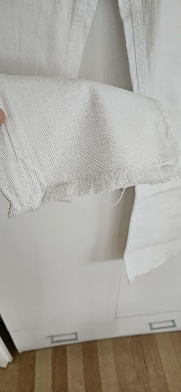 Etro Jeans: Etro Jeans, Grösse 26 – Gebraucht aus Hellbühl von Veci02 4