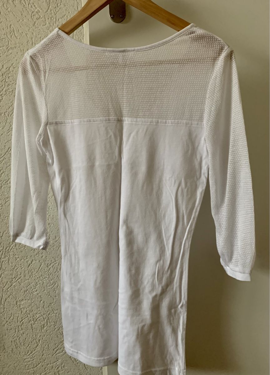 Top: White Cotton Longsleeve Top, S – Nuovo (secondo la descrizione) da Lausanne venduto da milasha 1