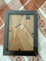 Schwarzer Bilderrahme, neu & originalverpackt, 13 x 18 cm