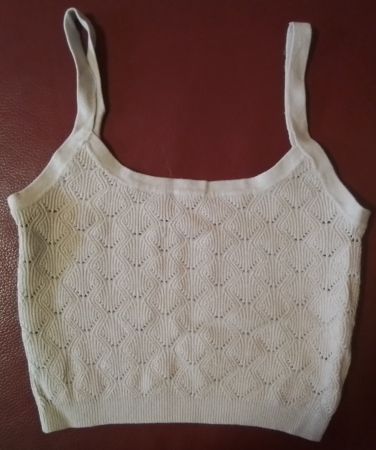 Top kurz / beige / nie getragen