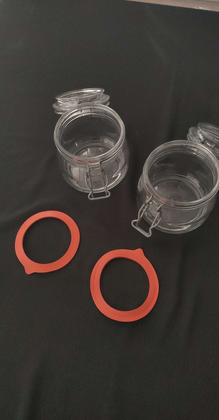 Behälter & Ähnliches: Einmachgläser Set mit Deckel und Dichtungen 0.5 lt. – Gebraucht aus Gipf-Oberfrick von minini 1