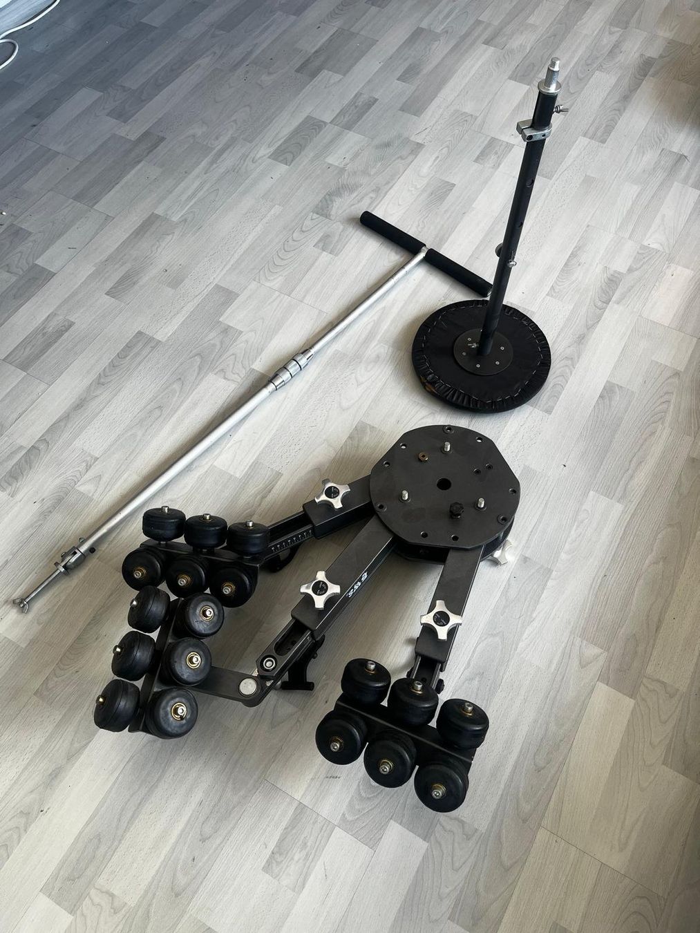 Sonstige Dekorationen & Accessoires: Spider Dolly / Skater Dolly System – Gebraucht aus Luzern von ORISONO 2