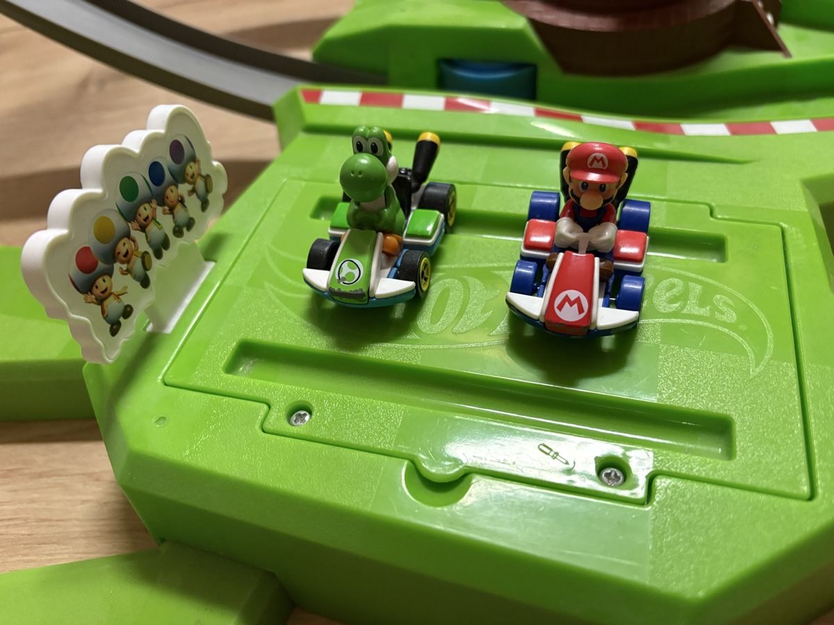 Hot Wheels Piste: Hot Wheels Mario Kart Bahn, komplett – Usato da Märstetten venduto da fury_psg 7