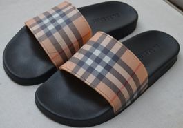 Burberry Pantoletten / mules sandales 42