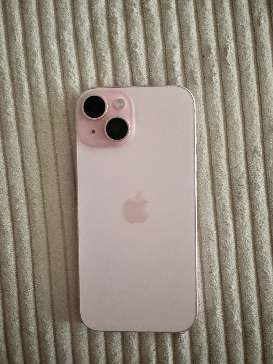 Apple Portables: Iphone 15 rosa 128GB – D'occasion à Lyss par Prinzess99