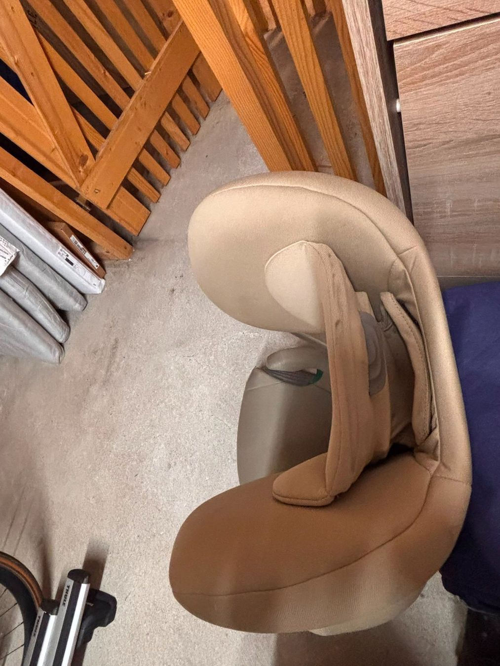 Seggiolini per auto: Cybex solution S i-FIX Classic Beige – Usato da Basel venduto da klein.mella 3