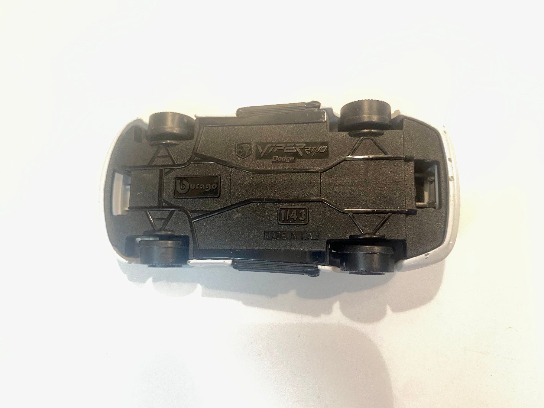 Dodge Modellautos: Dodge Viper RT-10 Bburago 1-43 373 – Gebraucht aus Kerzers von tisyayasuBE 4
