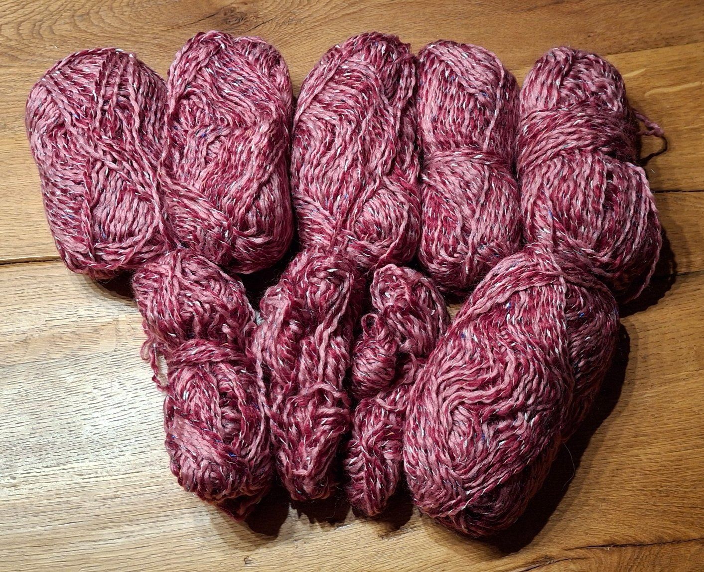 Gründl Lana: Wollpaket 7, Farbe Beere - Rosé, 400 g – Usato da Langenthal venduto da Handstrick 1