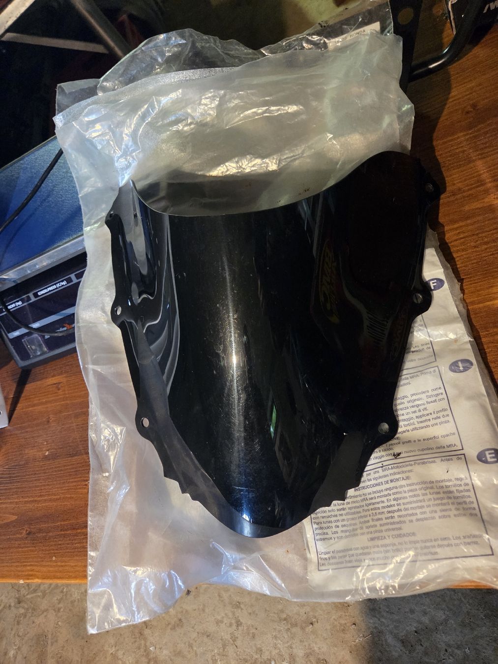 Tutti i ricambio per moto: bulle cbr1000rr 2004-2006 – Usato da Athenaz (Avusy) venduto da Nat_vdc7