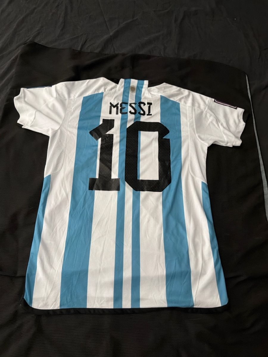 Adidas Leibchen & Hosen:  Trikot Messi FINAL 2022 Grösse M neu – Neu (gemäss Beschreibung) aus Basel von Muchachoo 2