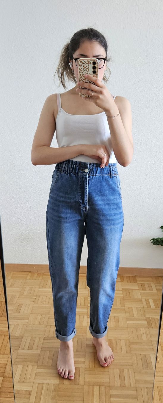 Jeans: Pantalon jean très confortable  – Neu (gemäss Beschreibung) aus Nyon von nay_y72c 2