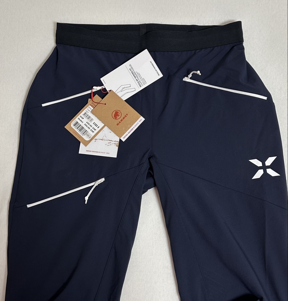 Mammut Pantalons: Mammut Eiger hose G M – Neuf avec emballage d'origine à Maienfeld par tobeyl2020 2