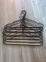 Kleiderbügel 9 Stück aus Metall und Holz neu 