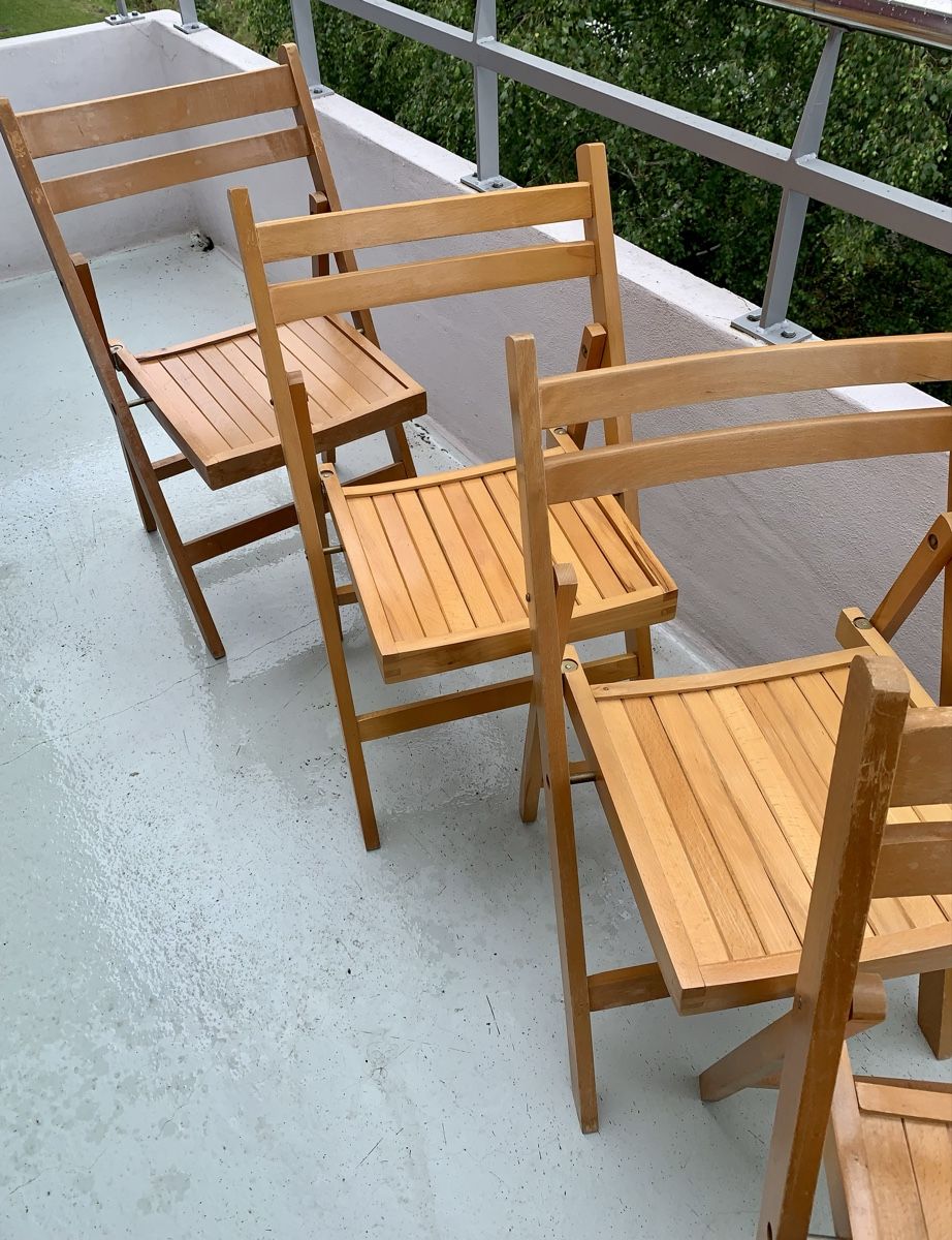 Sedie: (4) Holz-Klappstühle – Usato da Obfelden venduto da montes50 1