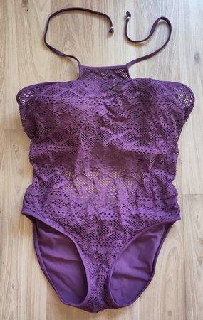 Bordeauxroter Badeanzug (Freya), Gr.M, Körbchengr. 65H/70FF