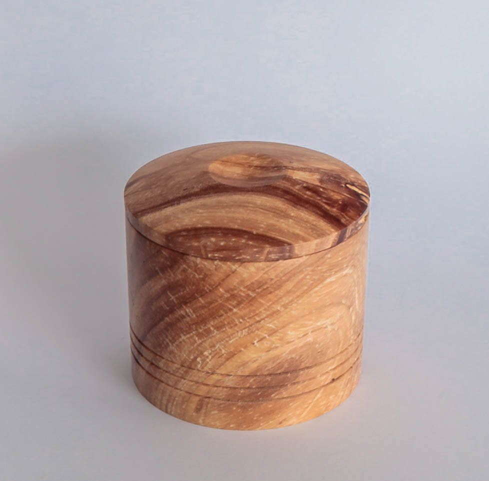 Holzartikel: Holzdose -Apfelbaum – Neu (gemäss Beschreibung) aus Wil SG von Fischweiher42