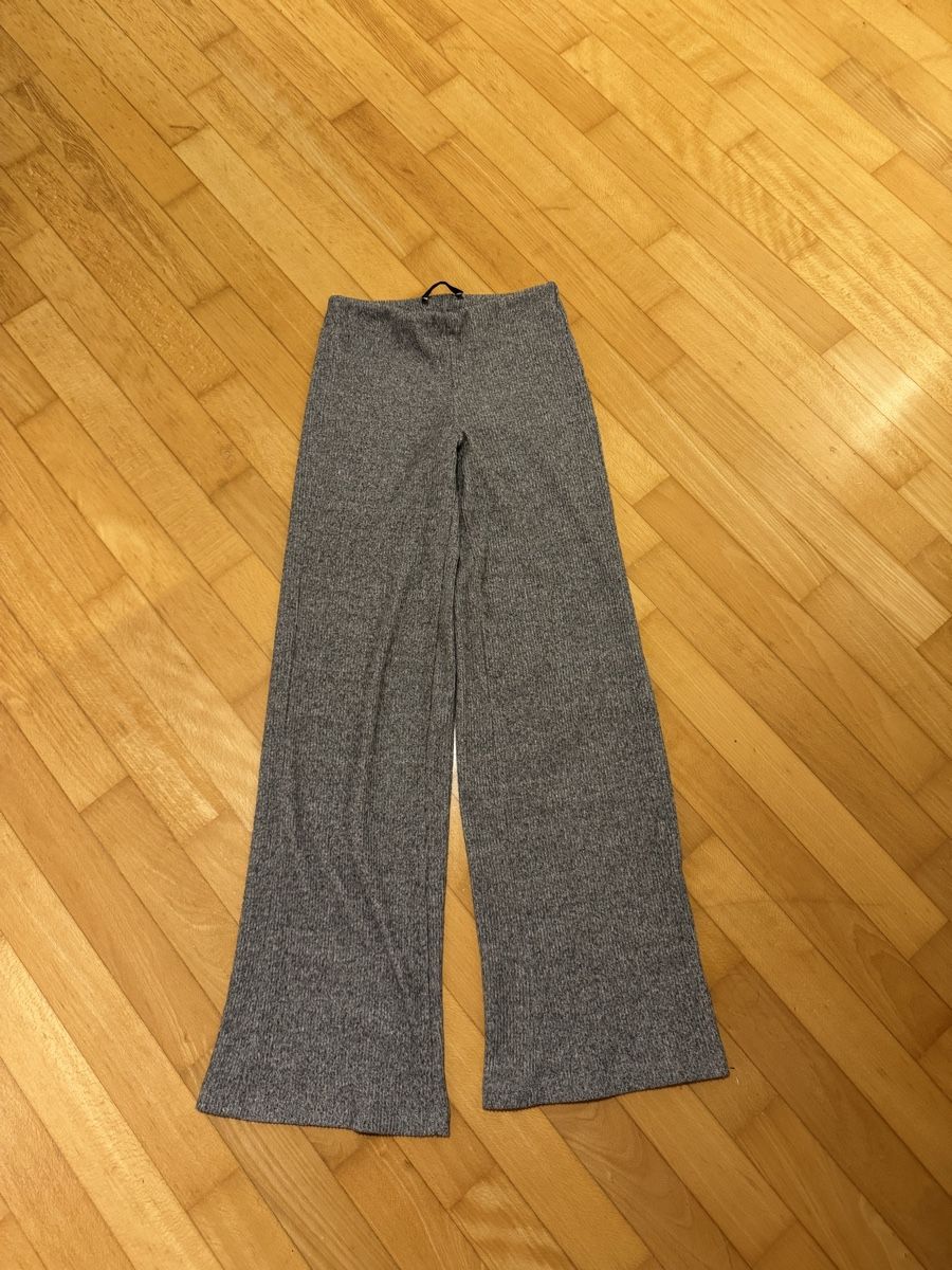 Bershka Pantaloni: Stoffhose – Nuovo (secondo la descrizione) da Turgi venduto da eiiinalem