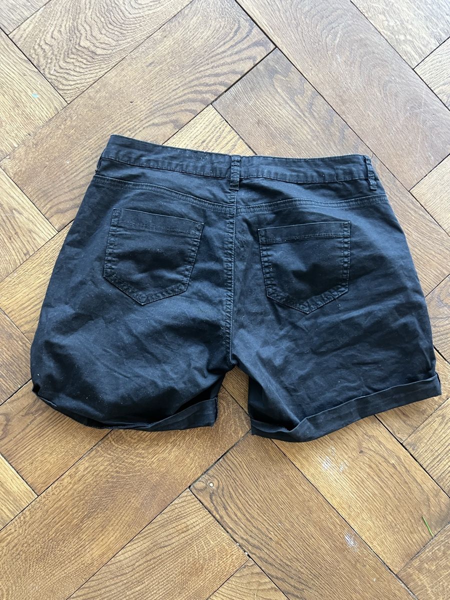 Hosen: Short Zalando Essentials noir coton taille M – Gebraucht aus Walenstadt von Unianrig 1