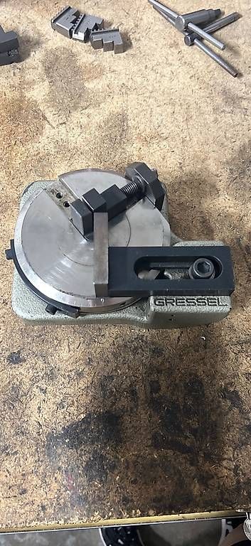 Tous les outils: Gressel appareil de pliage  – D'occasion à Epauvillers par pet_qf6g
