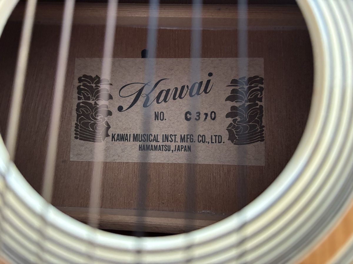 Kawai Strumenti musicali: Gitarre Kawai C370 mit Tasche – Usato da Zufikon venduto da eskilt 4