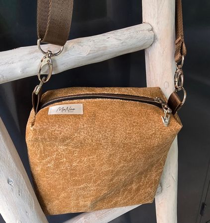Umhängetasche / Crossbody-Bag / Schultertasche