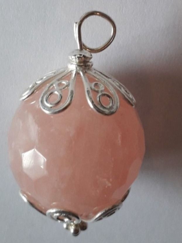 Ciondoli: Rosenquarz Schmuck Anhänger – Nuovo e nell'imballaggio originale da Winistorf venduto da acreativ2