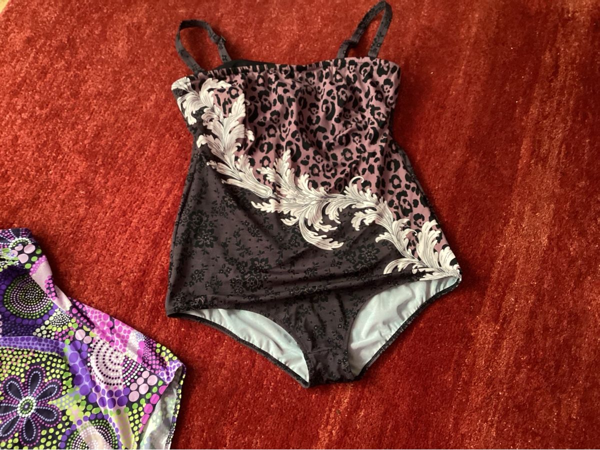 Badekleider & Bikinis: Badeanzug – Gebraucht aus Mettmenstetten von karo54