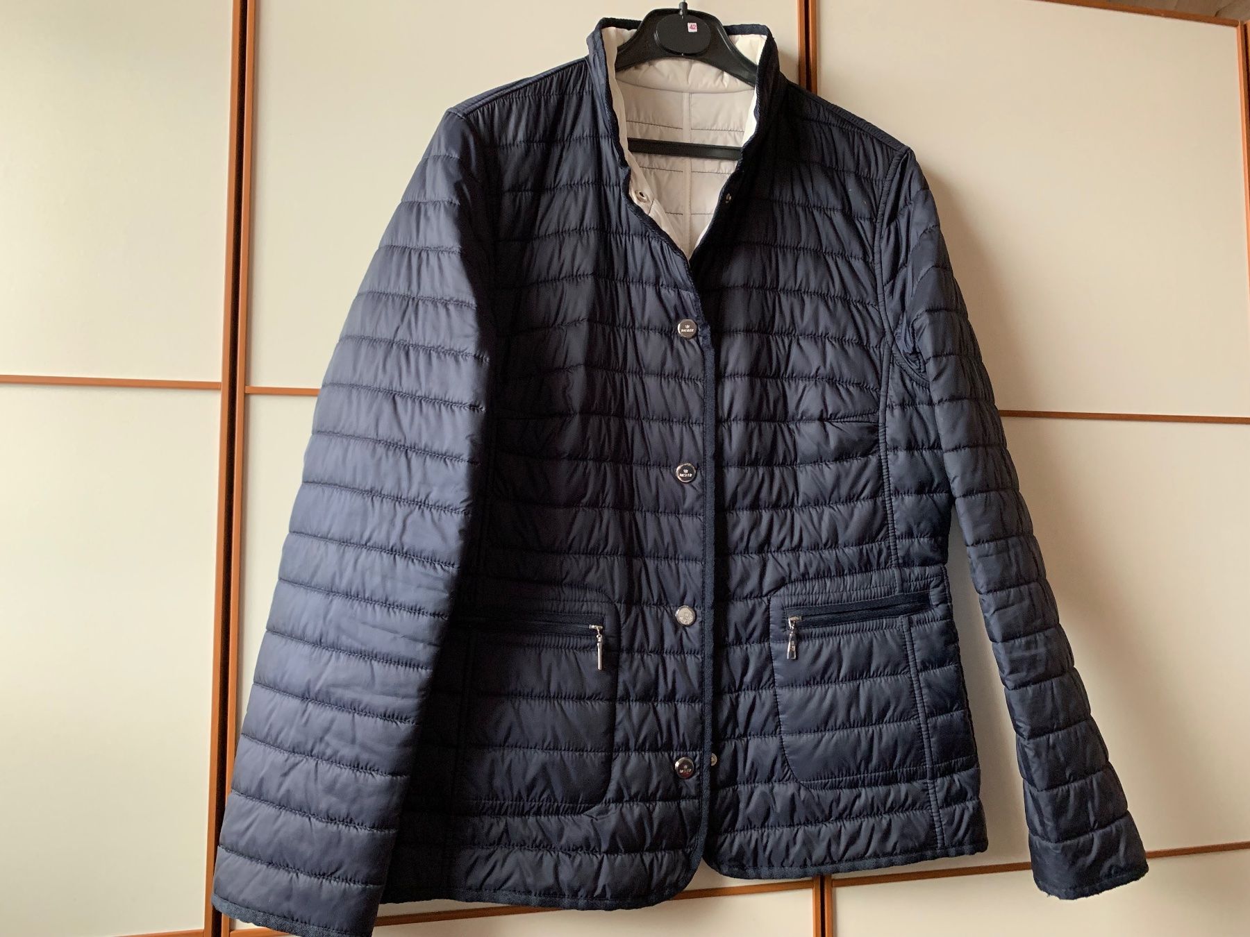 Basler Giacche: BASLER Wende Steppjacke blau/weiss Gr. 42 – Usato da Embrach venduto da Lieblingszeugs 1