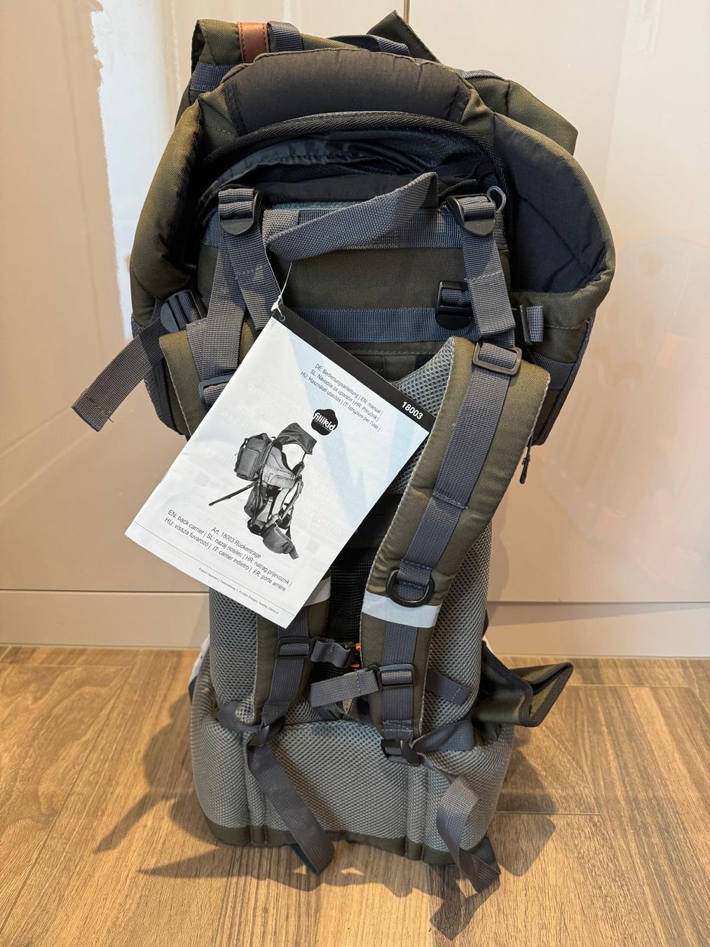 Fillikid Marsupi portabebè: Fillikid Rückentrage Adventure NEU – Nuovo e nell'imballaggio originale da Horgen venduto da Auction-Kings 4