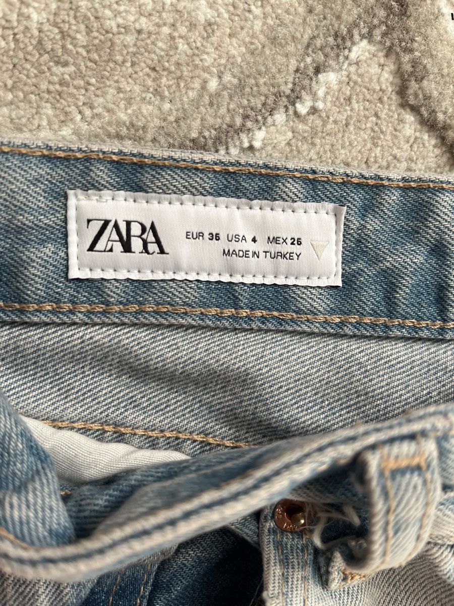 Zara Jeans: Jean Zara T.36 Bleu Clair comme neuf – Nuovo (secondo la descrizione) da Ballens venduto da Annushka26 1