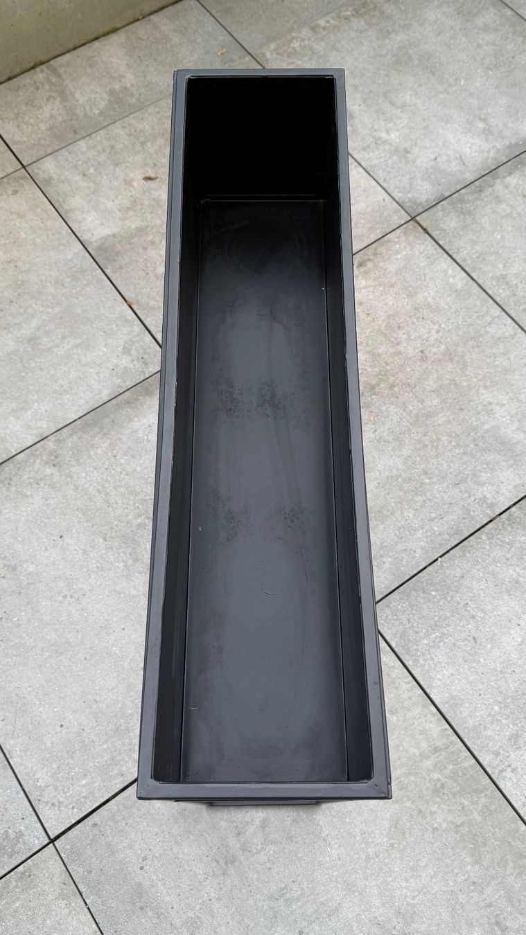 Altro per la casa: Pflanzenbehälter Metall schwarz – Usato da Zug venduto da gaw_888 2