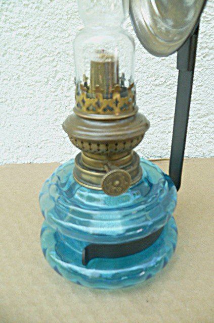 Lampade: Antike, schöne, blaue Petrollampe – Usato da Effretikon venduto da Heimstudio 3