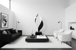 Skulptur Flamme schwarz weiss